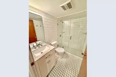 7 Thacher Court #B, Boston, MA 02113 - Photo 9