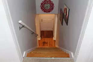 30 Amesbury St, Worcester, MA 01605 - Photo 11