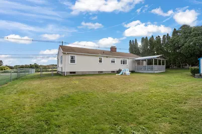 935 Allen St, Dartmouth, MA 02747 - Photo 5
