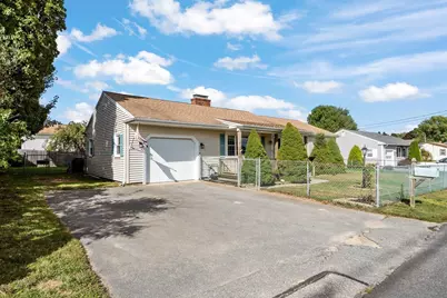 935 Allen St, Dartmouth, MA 02747 - Photo 3