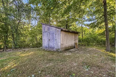 52 Central St, Millville, MA 01529 - Photo 5