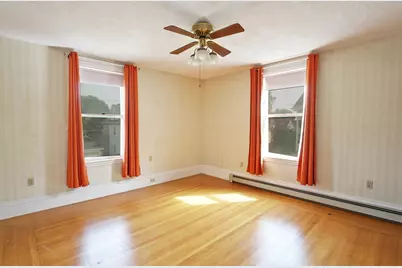 82 Hawthorne St, Malden, MA 02148 - Photo 9