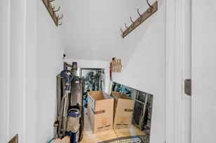 142 Main St, Amesbury, MA 01913 - Photo 33
