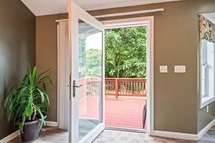 37 Moreland Green Dr, Worcester, MA 01609 - Photo 9