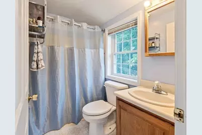 37 Moreland Green Dr, Worcester, MA 01609 - Photo 17