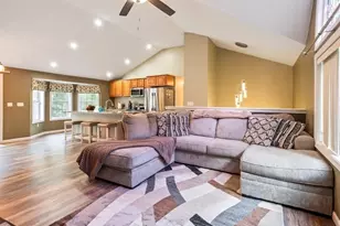 37 Moreland Green Dr, Worcester, MA 01609 - Photo 13