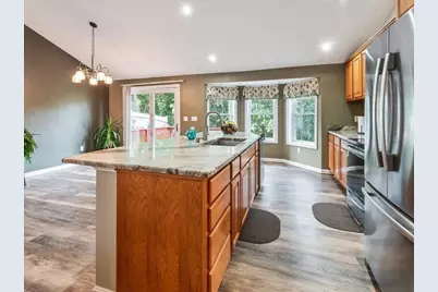 37 Moreland Green Dr, Worcester, MA 01609 - Photo 7