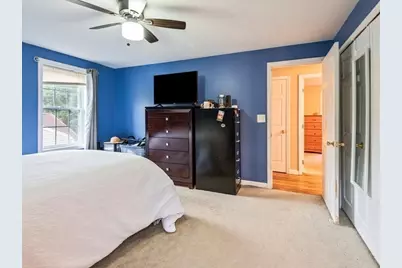 37 Moreland Green Dr, Worcester, MA 01609 - Photo 15