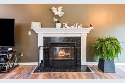 37 Moreland Green Dr, Worcester, MA 01609 - Photo 11
