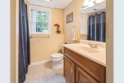 37 Moreland Green Dr, Worcester, MA 01609 - Photo 27