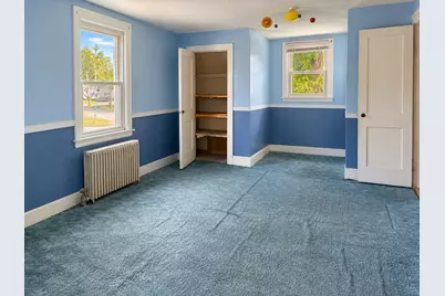 142 Morton St, West Springfield, MA 01089 - Photo 11