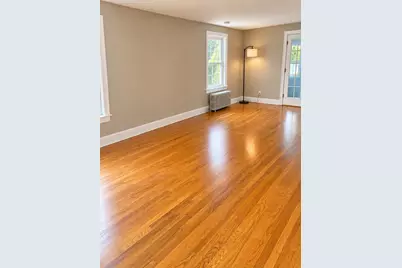142 Morton St, West Springfield, MA 01089 - Photo 7