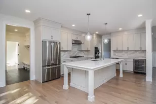 66 Spring St, Shrewsbury, MA 01545 - Photo 7