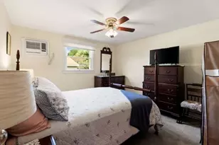 15 Marlboro Rd, Woburn, MA 01801 - Photo 13