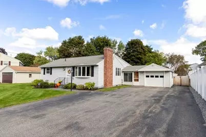 15 Marlboro Rd, Woburn, MA 01801 - Photo 1
