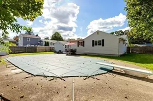15 Marlboro Rd, Woburn, MA 01801 - Photo 29