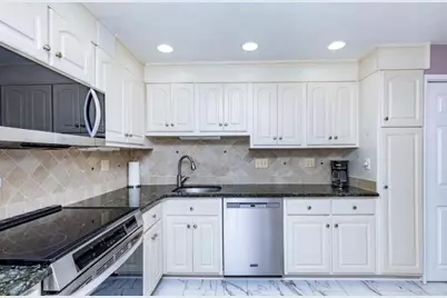 120 Parker St #22, Acton, MA 01720 - Photo 3