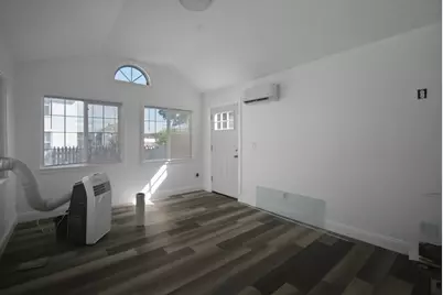 150 Lawndale St, Chicopee, MA 01013 - Photo 13