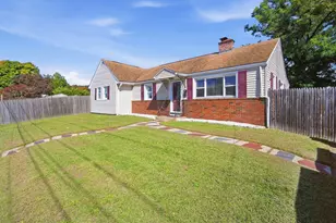 150 Lawndale St, Chicopee, MA 01013 - Photo 1
