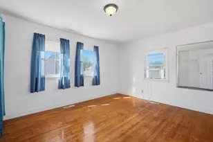 150 Lawndale St, Chicopee, MA 01013 - Photo 15
