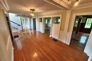 230 North Main, Northampton, MA 01062 - Photo 15