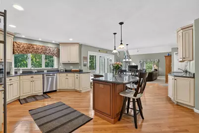4 Chippy Ln, Andover, MA 01810 - Photo 7