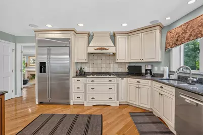 4 Chippy Ln, Andover, MA 01810 - Photo 9