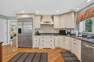 4 Chippy Ln, Andover, MA 01810 - Photo 9