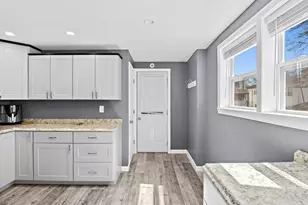 24 Englewood Ave, Everett, MA 02149 - Photo 19