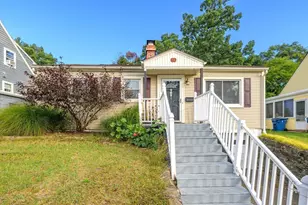 66 Hillside Ave, West Springfield, MA 01089 - Photo 1
