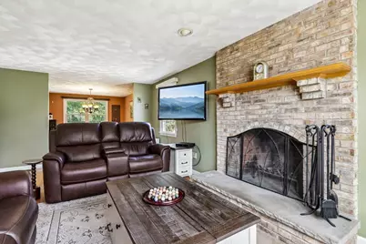 28 Hampden Ave, Burlington, MA 01803 - Photo 15