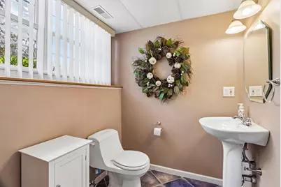28 Hampden Ave, Burlington, MA 01803 - Photo 31