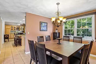 28 Hampden Ave, Burlington, MA 01803 - Photo 3
