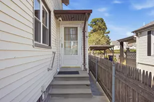 148 Hamlet St, Fall River, MA 02724 - Photo 3