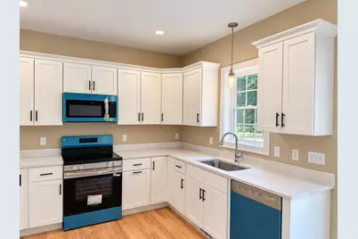 23 Water St, Berkley, MA 02779 - Photo 11