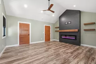 681 Center St, Ludlow, MA 01056 - Photo 15