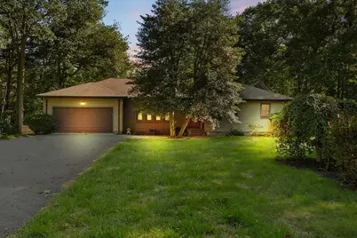 95 Christopher Cr, Westport, MA 02790 - Photo 1
