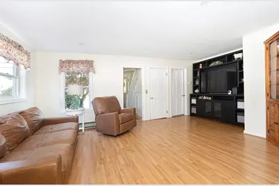 24 Lake St, Hudson, MA 01749 - Photo 3