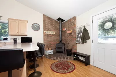24 Lake St, Hudson, MA 01749 - Photo 5