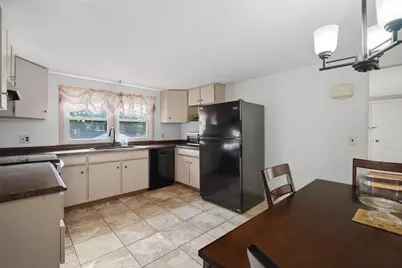 6 Sasur St, Palmer, MA 01080 - Photo 9
