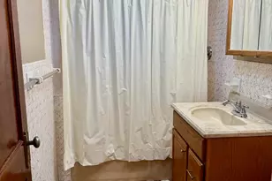 168 Middlesex Ave, Medford, MA 02155 - Photo 13