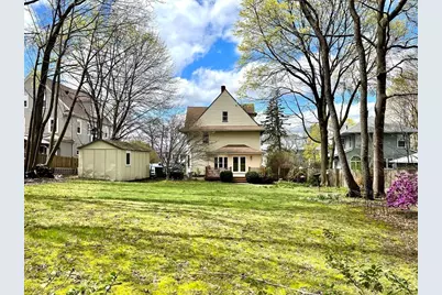 37 Gleason St, Medford, MA 02155 - Photo 27