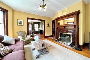 37 Gleason St, Medford, MA 02155 - Photo 5