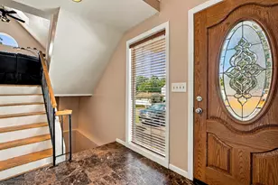 102 Sunderland Rd, Worcester, MA 01604 - Photo 3