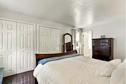 102 Sunderland Rd, Worcester, MA 01604 - Photo 19