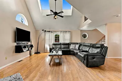 102 Sunderland Rd, Worcester, MA 01604 - Photo 7