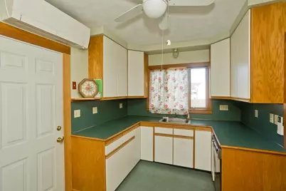 485 East Street, Chicopee, MA 01020 - Photo 11
