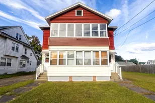 485 East St, Chicopee, MA 01020 - Photo 1