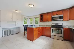 2806 Providence Rd, Northbridge, MA 01534 - Photo 17