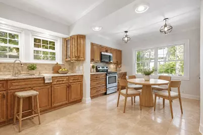 128 Meadowbrook Rd, Longmeadow, MA 01106 - Photo 3